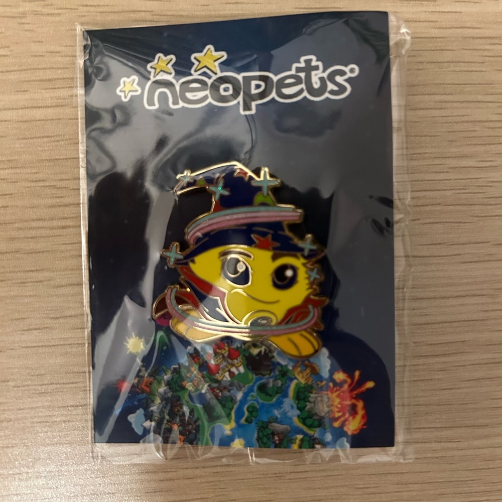 Neopets shop wiz pin